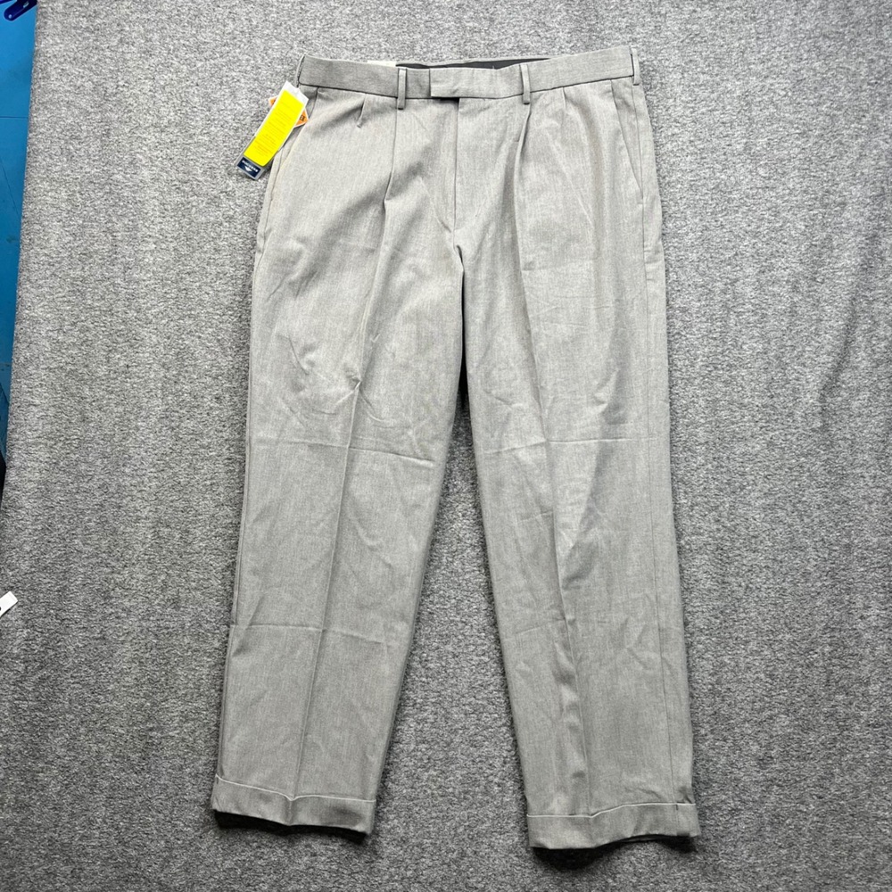 Dockers Dress Pants Mens 36x29 Gray proStyle Relaxed Fit Pleated Cuffed 40509465 - Picture 1 of 16